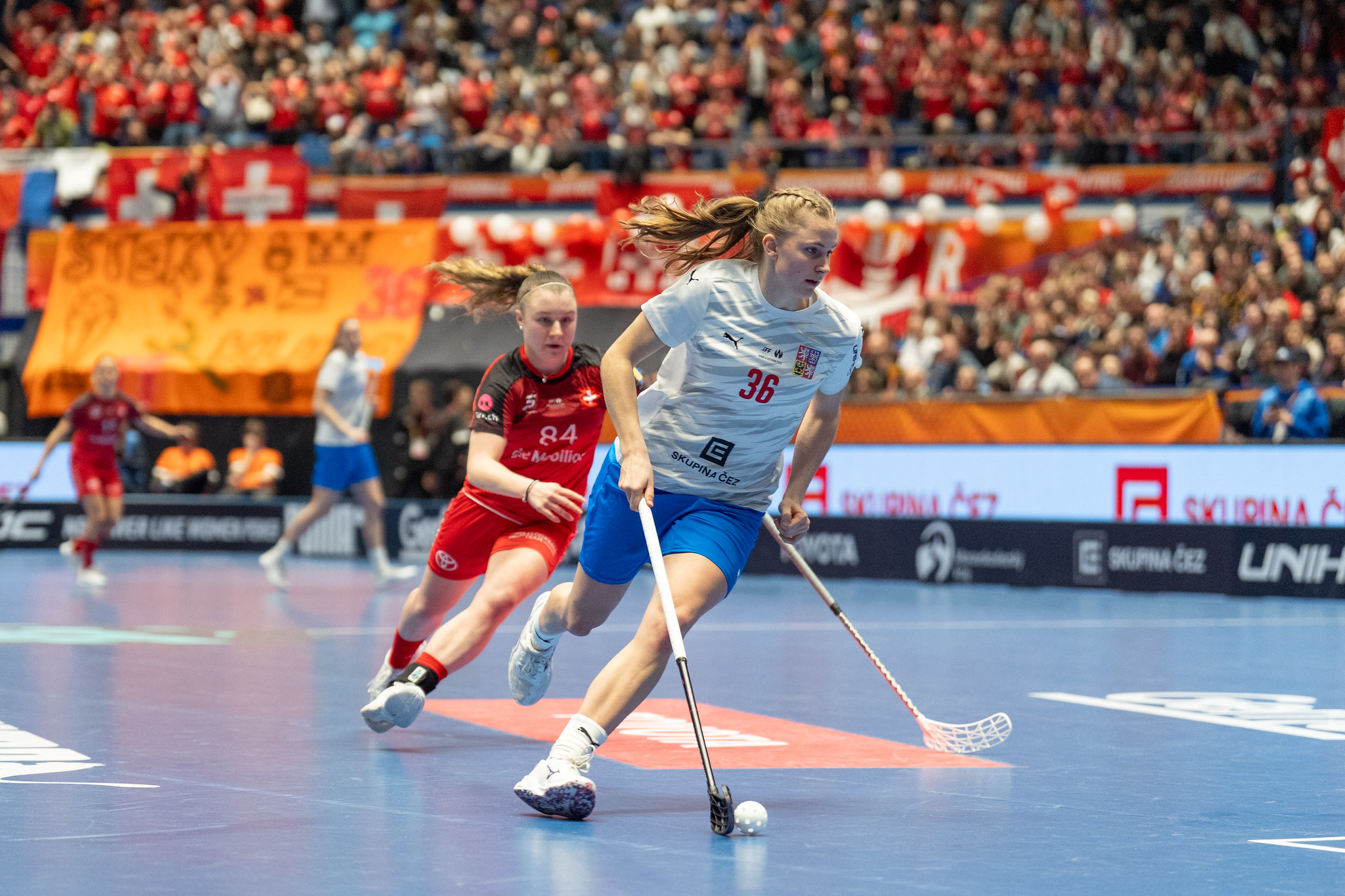 54983866779 ce50be1010 k